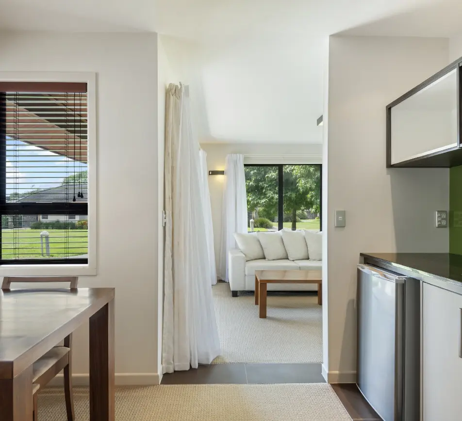 Villa kitchenette, dining area and lounge